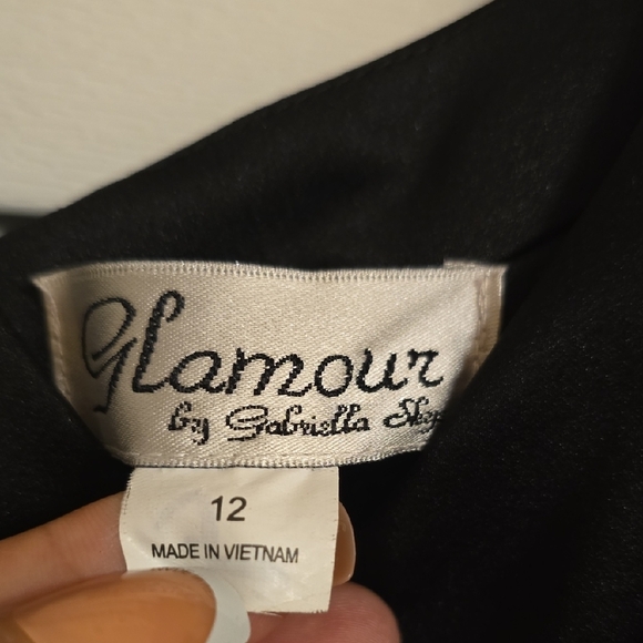 Black Sleeveless Embellished Bustier Tank Top - Picture 2 of 16